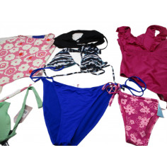 82 Maillots bain haut ou bas a 0.50€