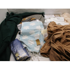 50 Tissus neufs deballes