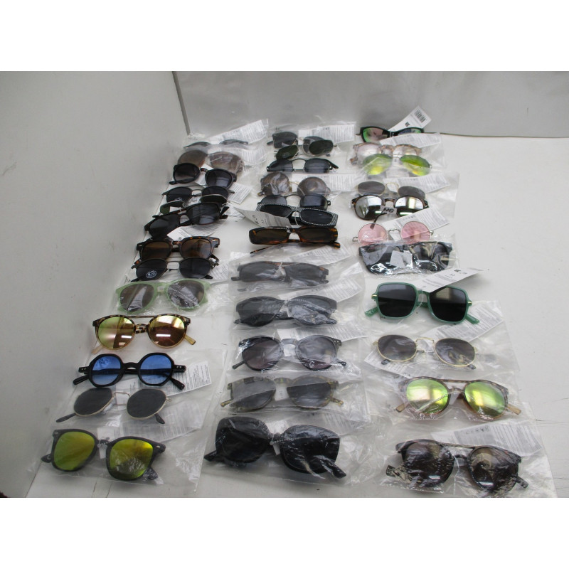 40 Paires de lunettes soleil