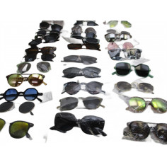 40 Paires de lunettes soleil