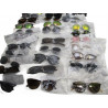 37 Paires de lunettes soleil
