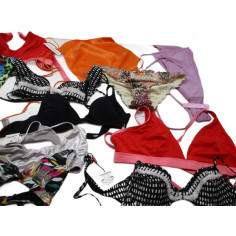 104 Maillots bain neuf haut ou bas a 0.70€