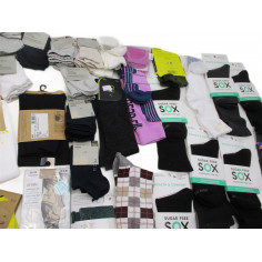 93 paires de chaussettes a 0.20€
