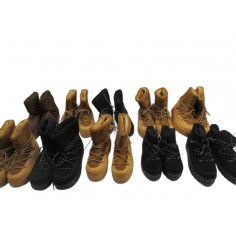 10 Paires de chaussures a 3€