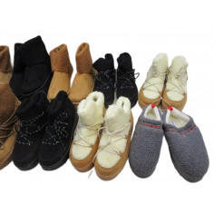 12 Paires de chaussures a 3€