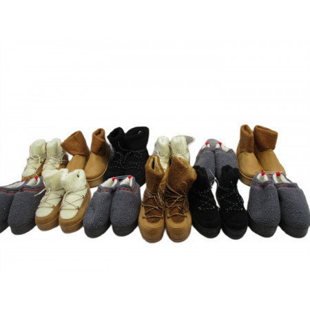 12 Paires de chaussures a 3€
