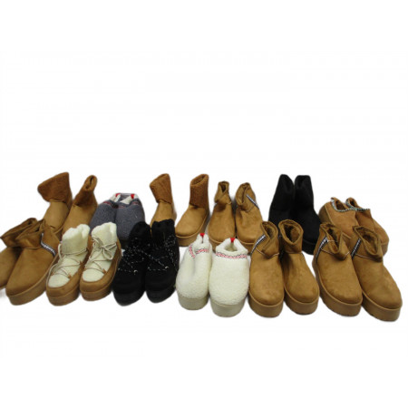 12 Paires de chaussures a 3€