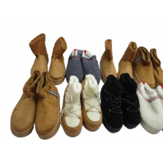 12 Paires de chaussures a 3€