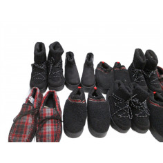 12 Paires de chaussures a 3€