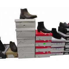 100 paires de chaussures a 3.50€