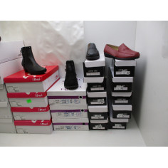 100 paires de chaussures a 3.50€