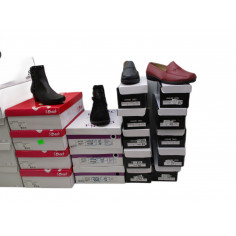100 paires de chaussures a 3.50€