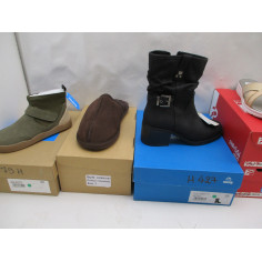100 paires de chaussures a 3.50€