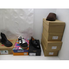 100 paires de chaussures a 3.50€