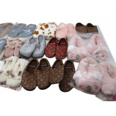 26 Paires de chaussons a 2€