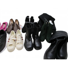 18 Paires de chaussures a 3€