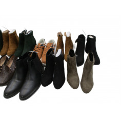 16 Paires de chaussures a 3€