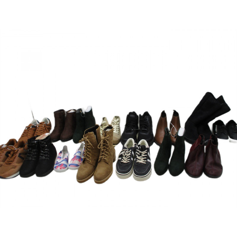 15 Paires de chaussures a 3€
