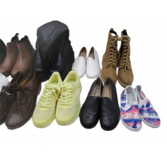 15 Paires de chaussures a 3€