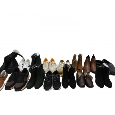 15 Paires de chaussures a 3€