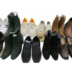 15 Paires de chaussures a 3€