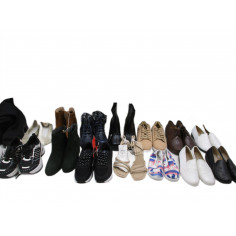 16 Paires de chaussures a 3€