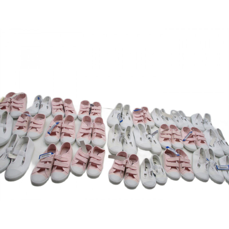 27 Paires de chaussures a 0.80€