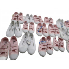 27 Paires de chaussures a 0.80€