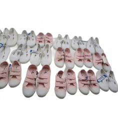 27 Paires de chaussures a 0.80€
