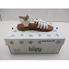 12 Paires de chaussures a 3€