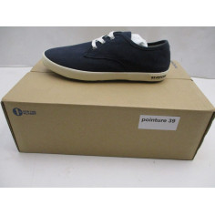 6 Paires de chaussures a 3€