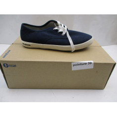 6 Paires de chaussures a 3€